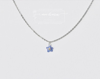 Real Forget Me Not Flower Necklace, Minimal Nature Jewelry, Dainty Pendant, Delicate Blue Floral Jewelry, Resin Necklace Gift for Family