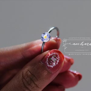 Real Forget Me Not Flower Adjustable Ring, Pressed Flower Resin Ring, Open Band Ring for Her, Botanical Jewelry, Dainty Ring, Gift for mom