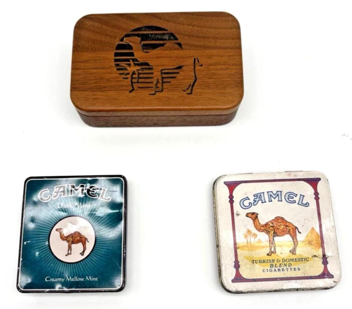 what brand of cigarettes did john wayne smoke Now we know John Wayne was a Camel man. More people puff on Camels than any  other cigarette!