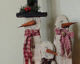 Primitief, rustiek houten e-patroon voor de sneeuwfamiliedeur Gre