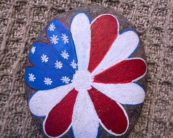 Hand-Painted American Flag Flower Rock, Patriotic Garden Art Decor