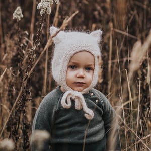 Шапочка «Китти»: теплая зимняя с узками, размер 0-5 лет
