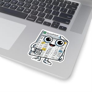 Peut inclure: Un autocollant blanc représentant une version dessin animé d'une feuille de calcul Microsoft Excel avec des bras, des jambes et de grands yeux. Le personnage de la feuille de calcul tient une tasse avec "DATA POWER". L'autocollant est sur un ordinateur portable.