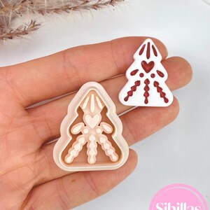 Nordic Christmas Clay Cutters: Scandinavian Folk art polymer clay earring supply 4. Christmas tree
