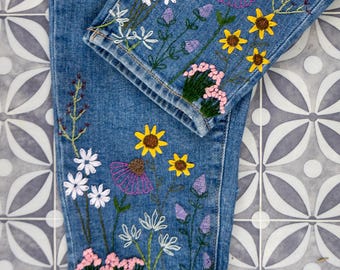 Embroidered Floral Jeans: Upcycled Denim Art, Size 4