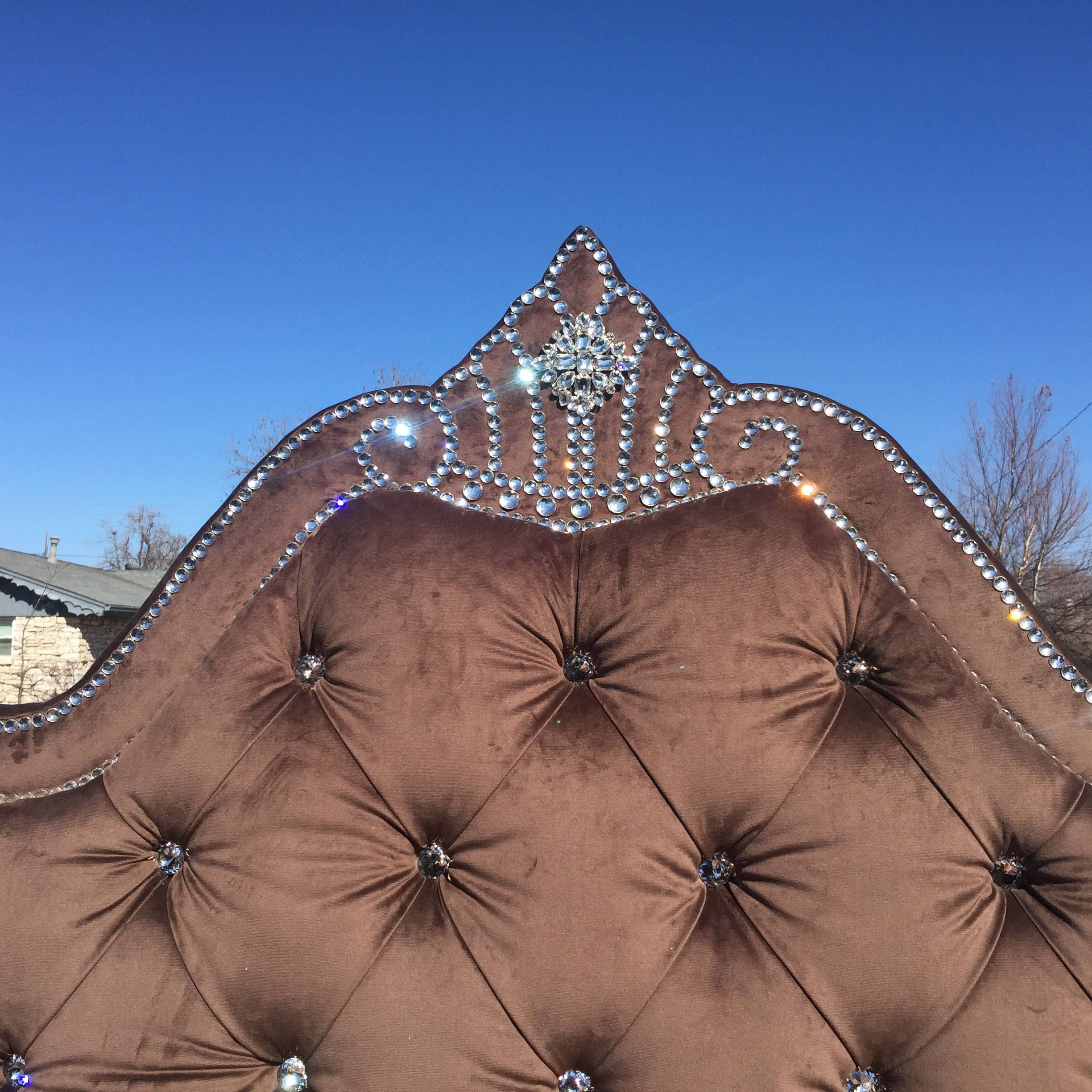 Grey tufted sale bed with rhinestones
