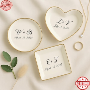 Personalized Ring Dish – Wedding Gift for Couple – Custom Jewelry Tray – Engagement Ring Holder – Bride Gift – Anniversary Keepsake