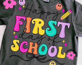 Primer día de clases PNG, Feliz primer día de clases, Descarga digital, Linda sublimación escolar B 2, Camisa infantil para maestros de regreso a clases, Escuela coqueta png