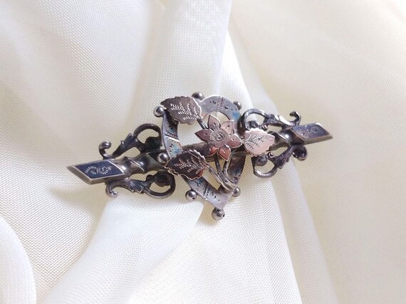 Victorian Floral Brooch