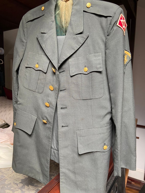 Men’s/Women's Dress Green Army Uniform Jacket and… - image 3