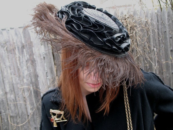 Holly-Vogue Ostrich Feather Hat - image 2