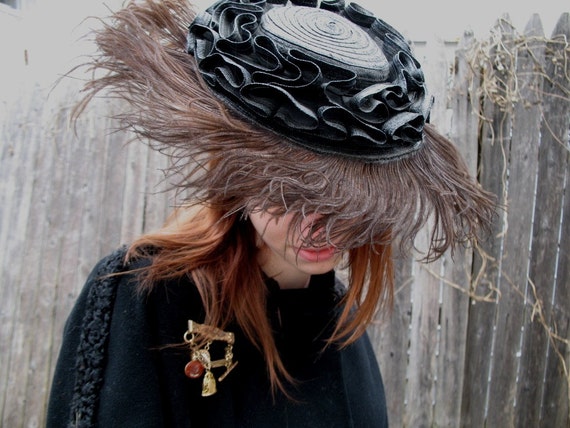 Holly-Vogue Ostrich Feather Hat - image 4