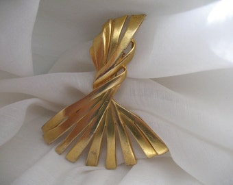 Givenchy Golden Twist Brooch
