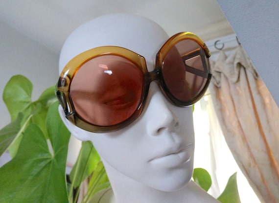 Oversized Playboy Vintage Sunglass Frames - image 8