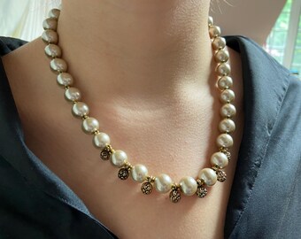Lovely Embellished Pearl Necklace and Earrings