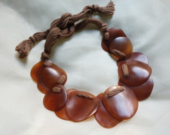 Chunky 1970s Statement Necklace