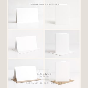 Conjunto de 6 maquetas de tarjetas de felicitación, plantillas PSD de papelería de agradecimiento, festividades o cumpleaños, con plegado limpio y sencillo, sobres blancos y kraft.