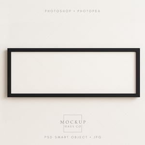 Panoramabild av ram för storformatskonstförsäljare som visar horisontell utskrivbar konstvisning på 30x10, mall för minimalistisk väggcitat