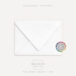 Färgmockup för kuvert i PSD | Euro-flik | Välj valfri färg eller olika pappersstrukturer/bakgrunder