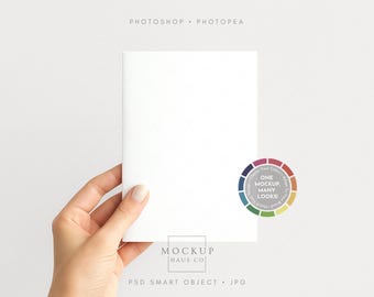 A6 Greeting Card Mockup Invitation Card Mockup Folded Card Mock up Hand Holding Card Mockup Vertical Card Mock-up Card Design Display PSD