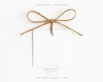 Square Tag Mockup with Twine Bow, Minimalist Favor Party or Gift Label PSD Template, Smart Object with JPG and PNG Included | 004