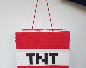 Piñata de TNT feita à mão: decoração para festa de videogame
