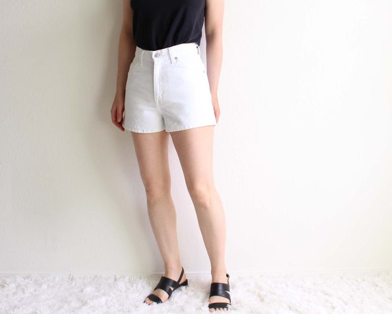 levi's womens white denim shorts