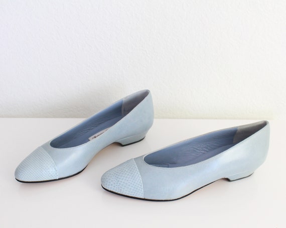 Vintage Womens Shoes Size 6.5 Blue Leather