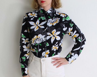 Vintage 1970s Womens Shirt Floral Womens Top Small