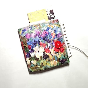 Handmade Mixed Media Junk Journal: Small Scrapbook for Memories