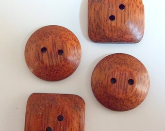 Round / Square Wood Buttons Natural Color Blood Wood  3/4"