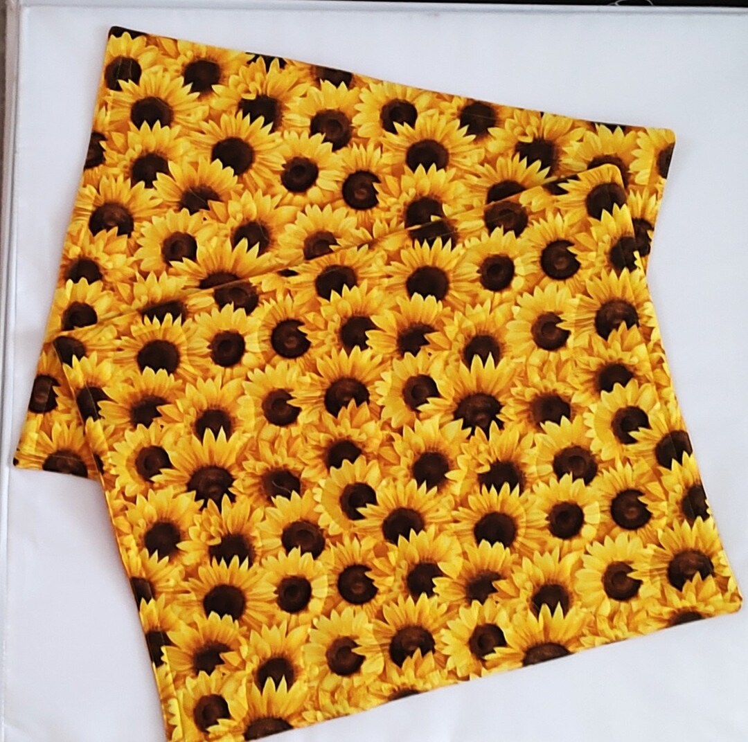 Golden Sunflower Quilted Place Mat NCU0NXD125 main image 1