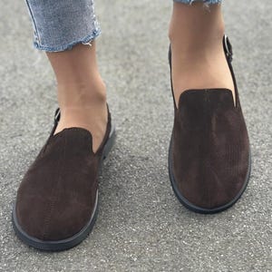 Closed Toe Mules | Wide Box Shoes Clogs | Woman's Suede Leather Summer Footwear | Adjustable Strap
