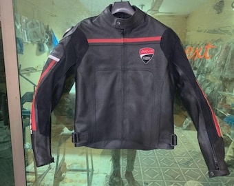 Jaqueta de couro Ducati Corse - Preta e Vermelha para Motociclismo de Corrida