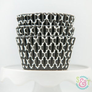 Quatrefoil Black Cupcake Liners | Black Quatrefoil Greaseproof Baking Cups - 36 count pack
