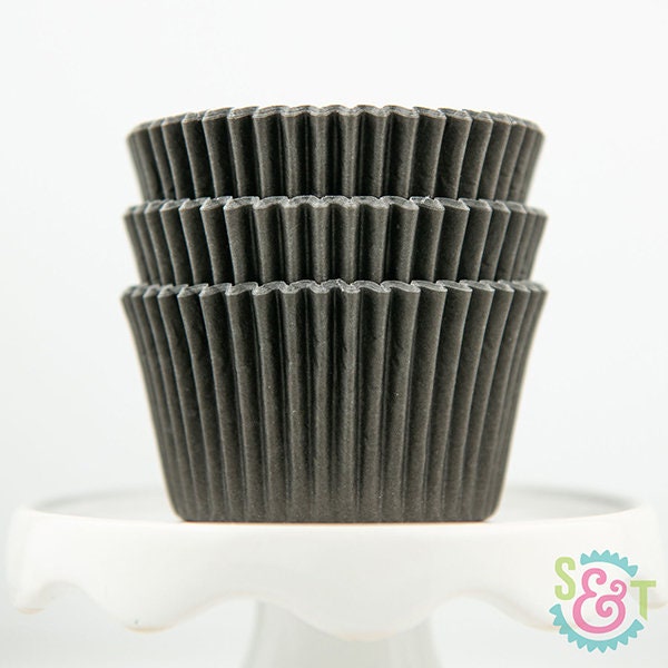 Solid Black Cupcake Liners | Black Greaseproof Baking Cups - 36 count pack