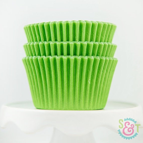 Solid Lime Cupcake Liners Lime Green Greaseproof Baking Cups paquete de 36 conteos