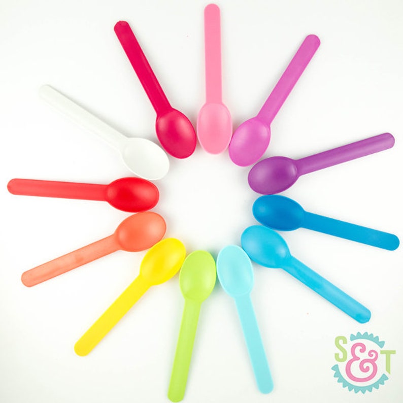 Plastic Ice Cream Spoons - Reusable Party Spoons - 10 count