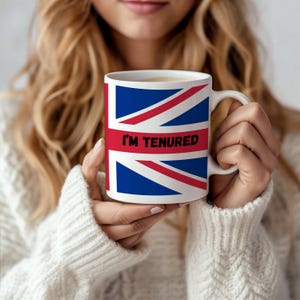 Mok voor vaste aanstelling, viering van de vaste aanstelling van een faculteit, 11oz keramische koffiemok, cadeau voor het pensioen van een universitair docent, grappig cadeau voor een professor