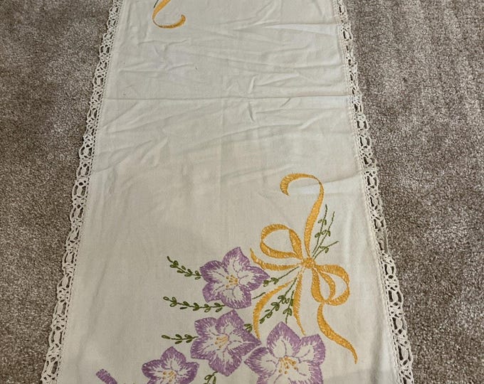 Vintage Ivory Embroidered Table Runner 39" Crochet Lace Edge Floral Linen