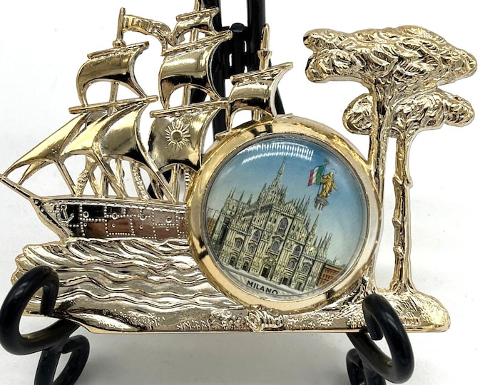 Vintage Gold Tone Plastic Milan Italy Cathedral Milano Souvenir Sailboat Theme