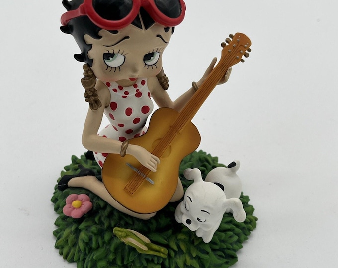 Betty Boop Westland #6940 Guitar Sunglasses Pudgy Dog Figurine Rare Retired