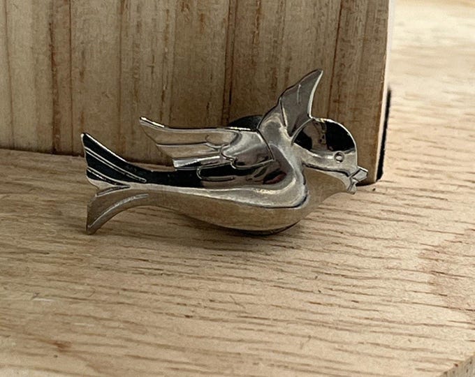 Vintage Art To Wear Silver-tone Metal Bird Brooch Pin UNIQUE