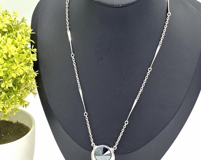 Vintage Sarah Coventry Silver Tone Rivoli Crystal Pendant Choker Necklace 16in