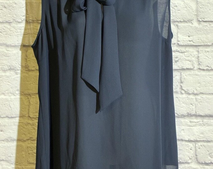 Van Heusen Womens Large NWT Navy Tie Neck Keyhole Sleeveless Blouse