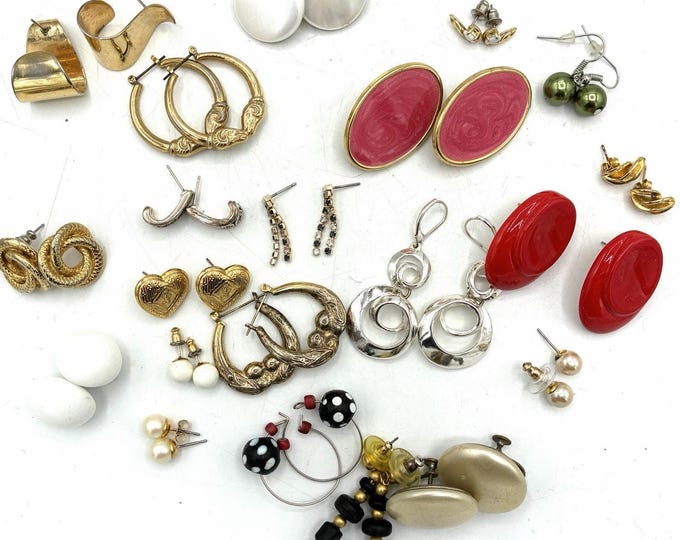 Vintage Costume Jewelry Earring Lot Pierced & Clip Gold Tone Enamel Hoop Stud