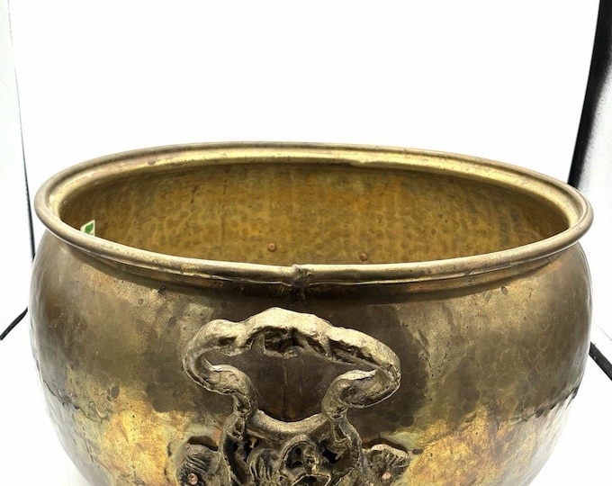Vintage Irish Brass Jardiniere Planter 16” Ornate Handles Republic of Ireland