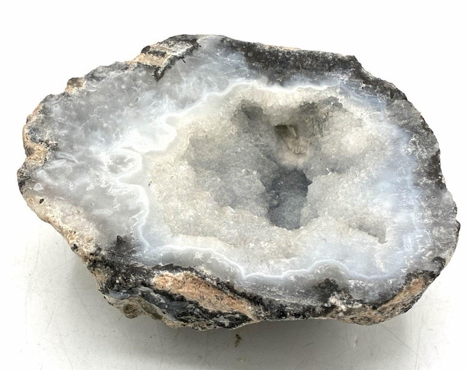 Natural Agate Geode Quartz Crystal Cave Mineral Specimen Gray 3” Display Stone