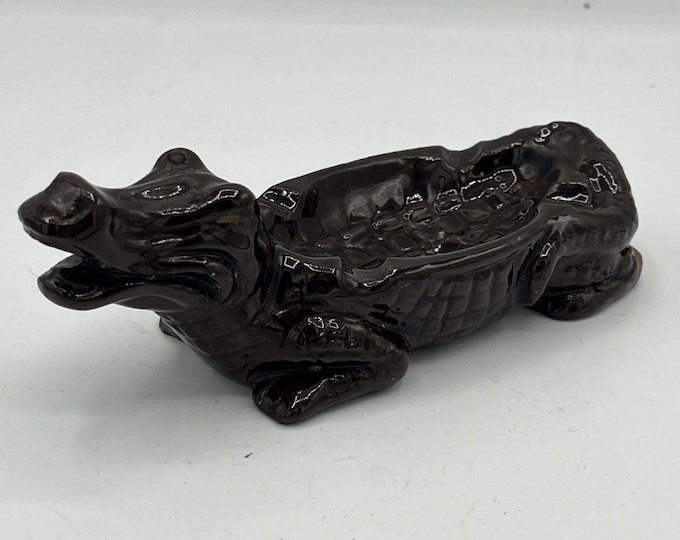 Vintage Glazed Terra Cotta Alligator Crocodile Ashtray Brown Novelty 4 Rest