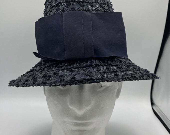 Vintage Stern & Mann Co Navy Blue cellophane straw deep crown cloche hat 6 60s